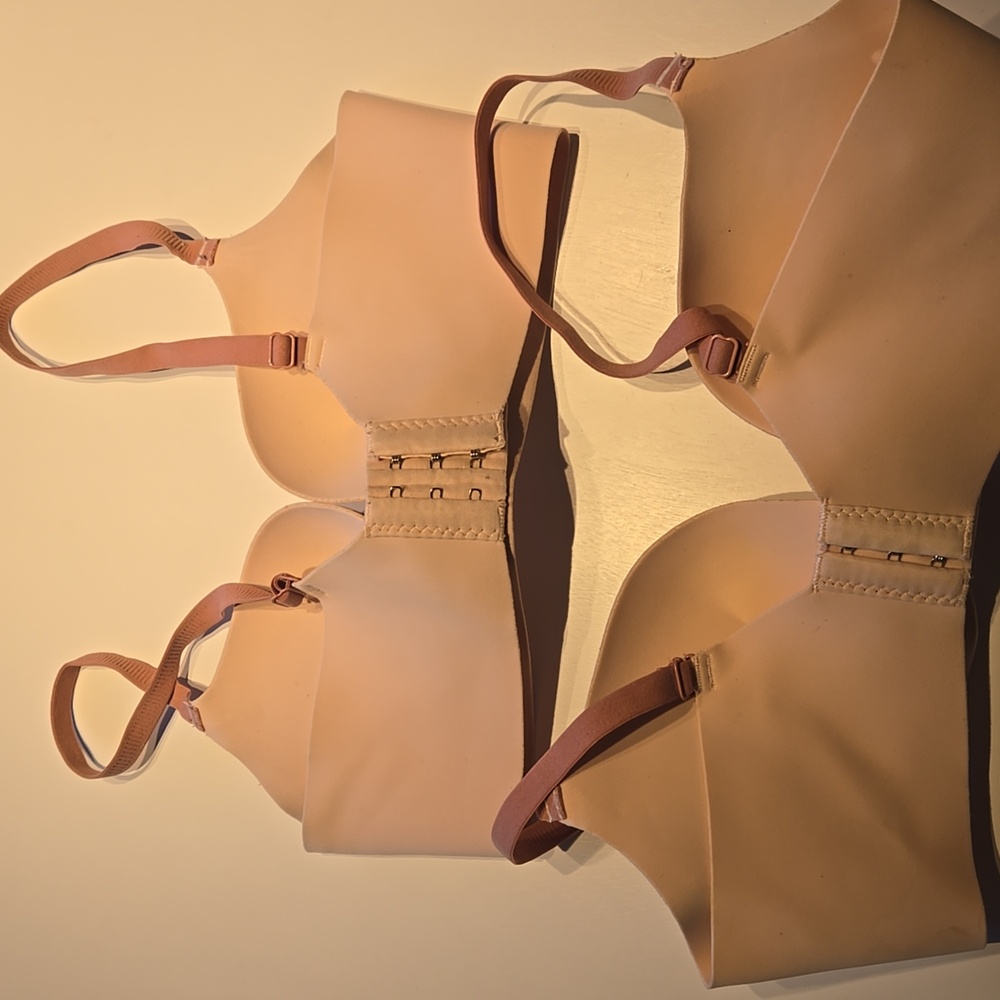 Bra - Picture 2 of 3